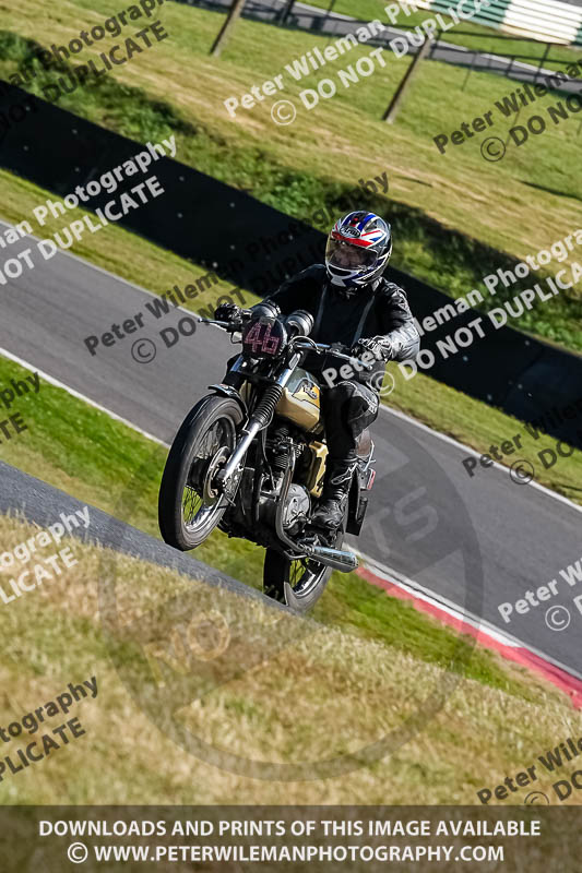 cadwell park;cadwell park photographs;cadwell trackday photographs;enduro digital images;event digital images;eventdigitalimages;peter wileman photography;racing digital images;trackday digital images;trackday photos